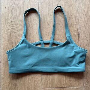 Vuori Yosemite Sports Bra in Agate Green